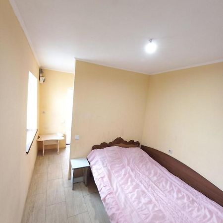 Дом С Удобствами, Возле 3 Городской Больницы Cherkasy Luaran gambar